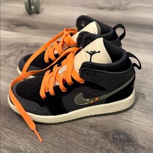 Nike Air Jordan 1 Mid SE Craft Grey Olive Orange Sneaker FD9094-003 Size 11C